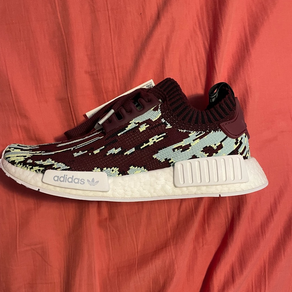 Adidas NMD_R1 PK size 6men
